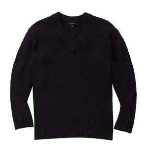 Aritzia Talula Dume sweater